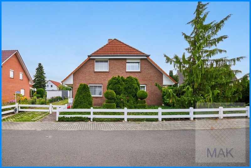 MAK Immobilien: Ein wunderschönes Einfamilienhaus erwartet Sie